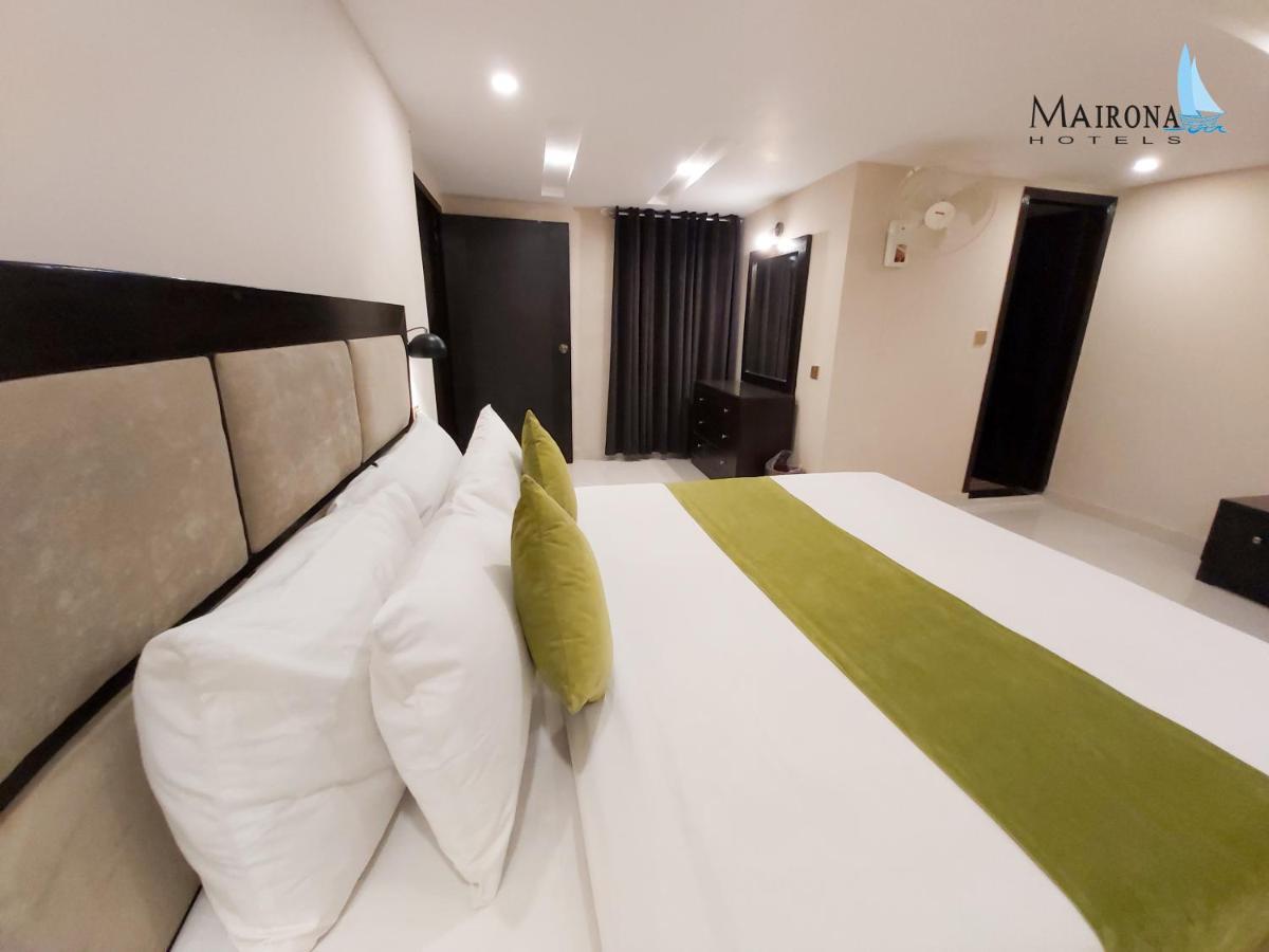 Hotel Mairona Gulberg ラホール エクステリア 写真